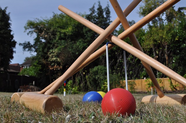 Quels sont les accessoires utiles pour jouer au croquet?