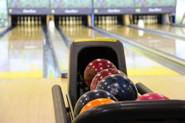 Comment et pourquoi jouer au bowling ?